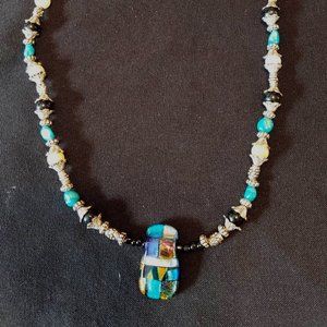 Beautiful Turquoise Beaded Necklace with Glass Pendant